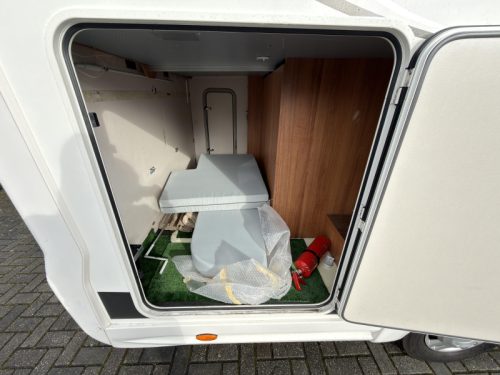 Eura Mobil Terrestra 690 HB  photo: 20