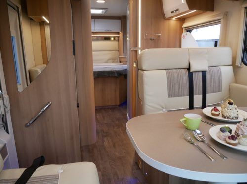 ROLLER Team Auto-Roller 265 TI, Queensbed, Pop-top roof, XXL Garage!! photo: 10