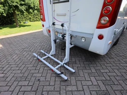 Challenger Eden 617 leveling system | bike lift photo: 18