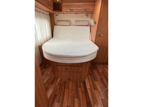 Hymer 598cl Lit fran&ccedil;ais, Face &agrave; Face, Tr&egrave;s grand porte-v&eacute;los, Panneau solaire photo : 17