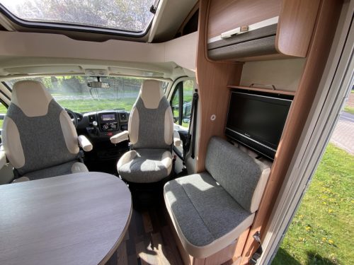 Knaus Sky TI 700 MX 150HP AUTOMATIC Queen photo: 4