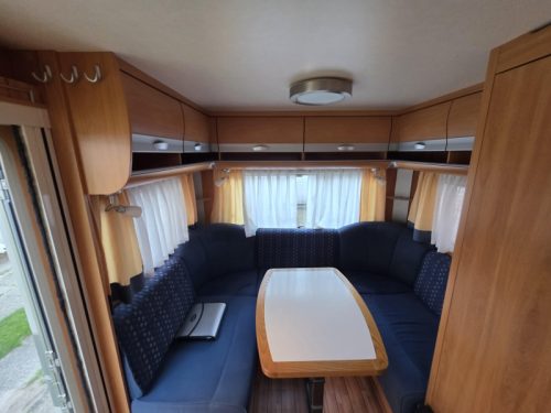 Wilk S4 490 EU Single beds U-shaped dinette '10 photo: 10