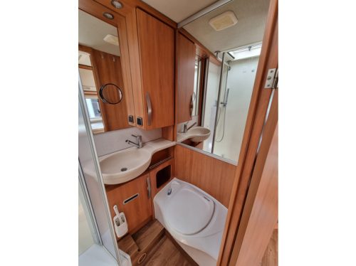 Hymer Exsis 678 | Automatic | Euro-6b | Single beds | Drop-down bed | Camera | Navigation | Top condition! photo: 7