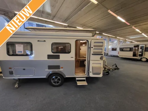 Eriba Touring 542 af fabriek super compleet  foto: 0