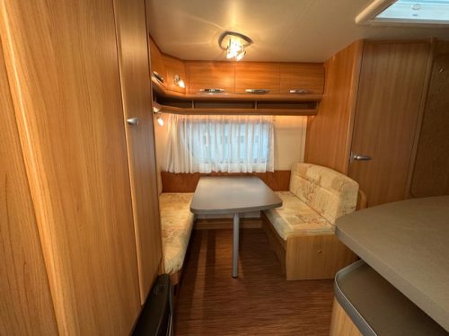 Hobby De Luxe 440 SF Foto: 3