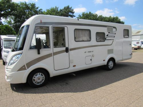 Hymer Exsis-i EX 688 Single beds pull-down bed integrated bj2014 photo: 1