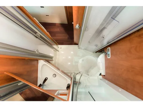 Malibu Van Comfort 640 LE L&auml;ngsbetten, Automatik Foto: 4