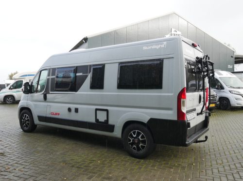 Sunlight Cliff 600 XV, 6 Meter Buscamper, Transverse bed photo: 22