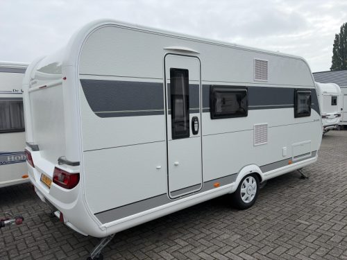 Hobby De Luxe 490 KMF Mover/Awning photo: 1