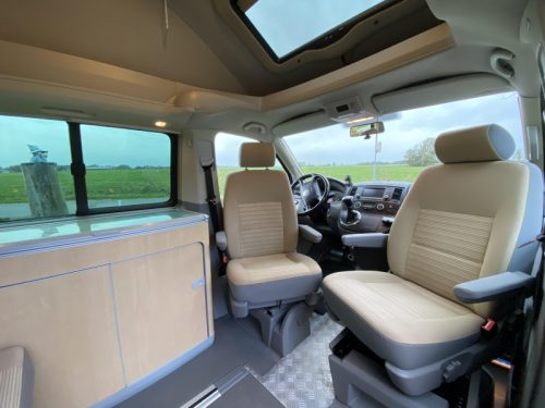 Volkswagen T5 California Polyroof | DSG Automatik Foto: 9
