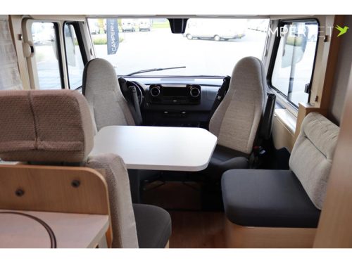 Hymer BMC-I 600 White Line 170hp Automatic | Alde heating | Truma roof air conditioning | Single beds | SLC chassis | Pop-up bed | Awning | Bicycles photo: 9
