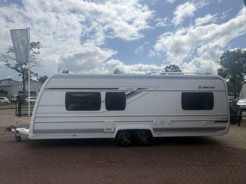Fendt BRILLANT 650 in new condition Queen bed awning Thule mover Truma xt screen door leather TV roof air conditioning Truma large roof hatch oven xxl refrigerator photo: 6