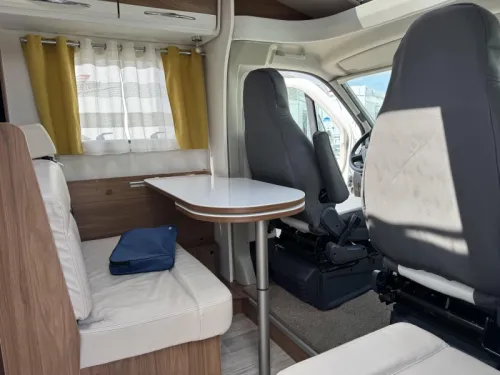 Pilote Essentiel P 700 single beds & cruise photo: 6