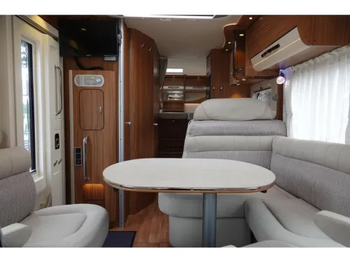 Hymer B Class 588 PL Automatic photo: 16