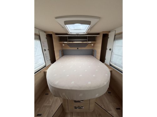 Hymer B ML I 790 Mercedes + Queensbed photo: 7
