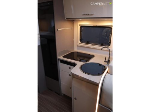 Etrusco T6.9 SF Complete Selection 155pk | Lits jumeaux | Auvent | Grand garage | Cam&eacute;ra de recul | Jantes en alliage | photo: 10