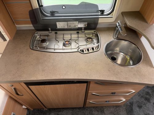 Knaus SUDWIND 460 QU Foto: 14