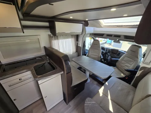 Benimar Cocoon Northautokapp 463 Single beds / Automatic  photo: 9