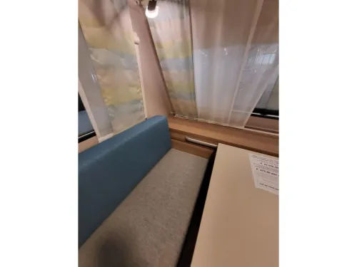 Dethleffs C'Joy 410 LK including Dorema awning photo: 15