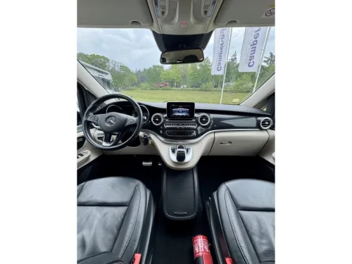 Mercedes-Benz V-Class Marco Polo 220 photo: 16