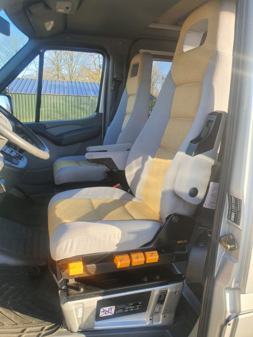 Mercedes Sprinter 316 James Cook &ndash; Luxury Westfalia Camper with Automatic & Air Conditioning! photo: 5