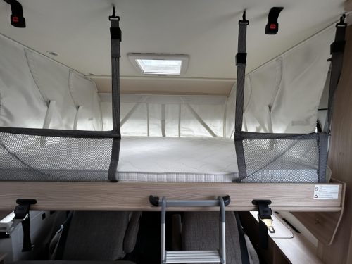 B&uuml;rstner Lyseo Time I 690 G Single beds/Automatic! photo: 11