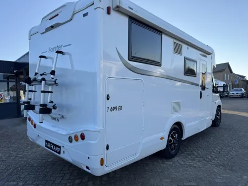 Forster T 699 EB Automaat,2xairco,5 pers. Foto: 2
