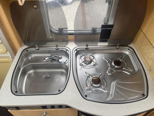 Dethleffs Camper 430 DB - Vorzelt Foto: 16