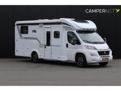 Laika KOSMO 509L 160hp Automatic | Single beds | Separate shower | LPG system | Solar panels | Bearlock | Awning | Roof vent