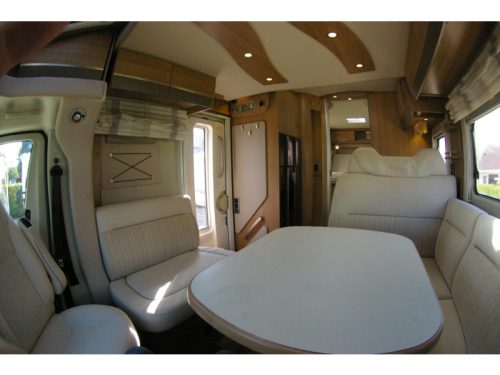 Hymer T 698 CL Queensbed, Hubdach, Garage Foto: 10