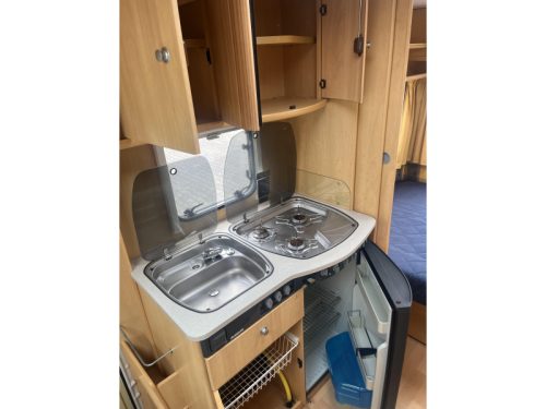Dethleffs Camper 430 DB - Vorzelt Foto: 15