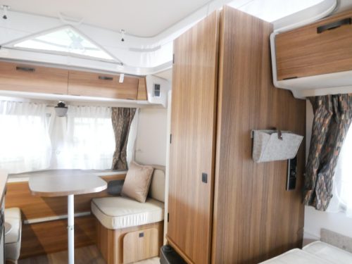 Eriba Touring 310 Free mover and awning photo: 8