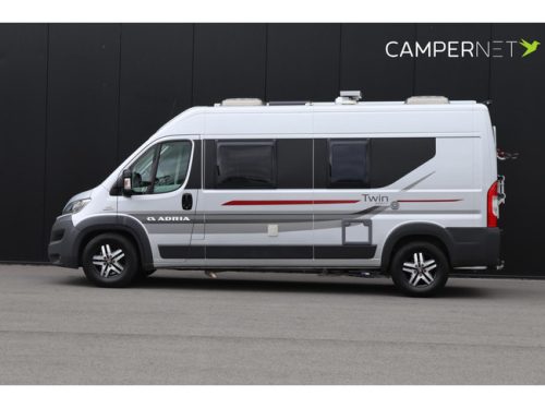 Adria TWIN 600 SPT Multijet 150pk | Omvormer | Luifel | Trekhaak | Bearlock | Fietsendrager | Dwarsbed | LED TV | Parkeersensoren acht photo: 2