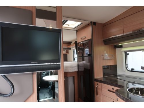 Knaus Sky Wave 700 MEG MIT AUTOM. LEVELSYSTEM Foto: 8