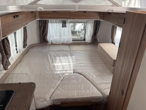 Eriba Touring 642 Ventura Legend White/Silver photo: 8