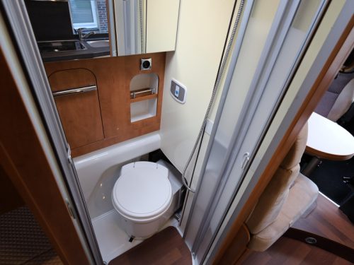 Malibu Van 600 LE niedrige Einzelbetten Foto: 9