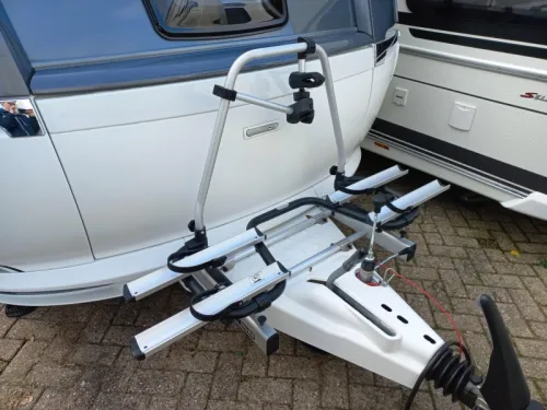 Hobby Excellent Edition 540 UFF mover-awning-bike rack photo: 3