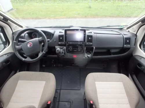 Hymer Grand Canyon 600 photo: 23
