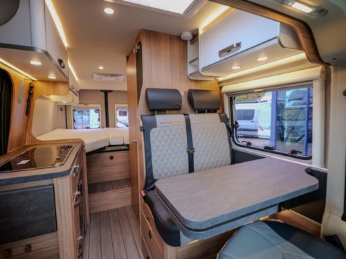 Weinsberg CaraBus 600 ME FIRE AIRCO LENGTE BEDDEN! foto: 14