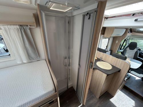 Sunlight T 68 Adventure Edition Zonnepaneel + hefbed  foto: 14