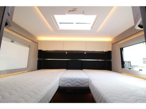 Adria Supersonic 890 LL Einzelbetten + Hubdach  Foto: 41