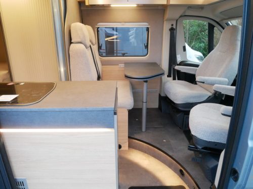 P&ouml;ssl Trenta 540, 5.40 meter bus camper, Transverse bed!! photo: 7