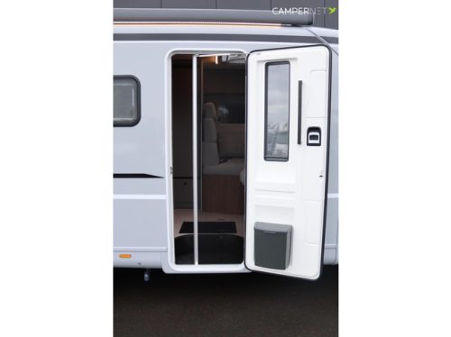 LMC Cruiser 740 EL 140hp Automatic | New model! | Single beds | Diesel heating | Available new from stock | photo: 5