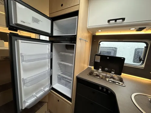 Sunlight T 67 T 5P - automatic - roof air conditioning photo: 6