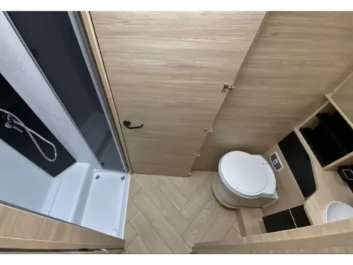 Chausson 777 Premium Etappe Line 8 speed auto. photo: 17