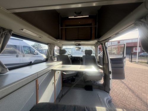 Westfalia California COACH Volkswagen Transporter I D 50 KW unique condition!!! Van conversion power steering Webasto auxiliary heater 4 berths towbar bike rack pop-top roof photo: 19