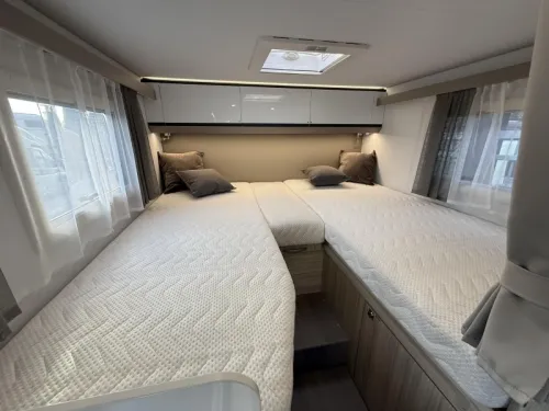 Adria Compact SL - L&auml;ngsbetten Foto: 3
