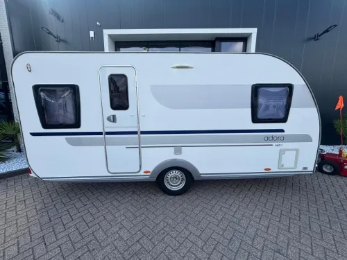 Adria Adora 462 PU Vorzelt, Fahrradtr&auml;ger. Foto: 18
