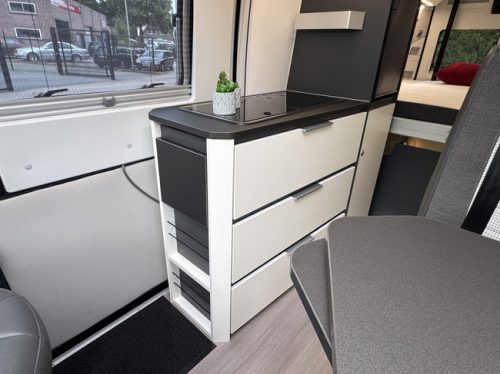 Adria Twin Supreme 640 SGX 140 hp AUTOMATIC 9-Speed Euro6 Fiat Ducato 8 Maxi **Single beds height adjustable/4 seats/Roof air conditioning photo: 11