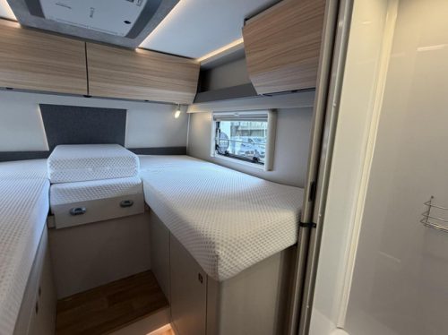 Dethleffs Pulse Classic GT T7051 EB 150HP Single Beds Pop-top roof 2X Air conditioning Awning Lift bicycle rack photo: 18